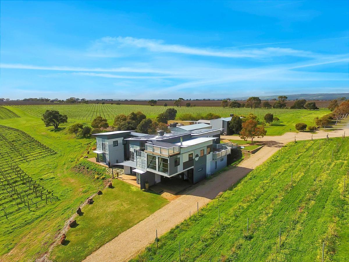 Hotel California Road At Inkwell Wines Mclaren Vale Extérieur photo
