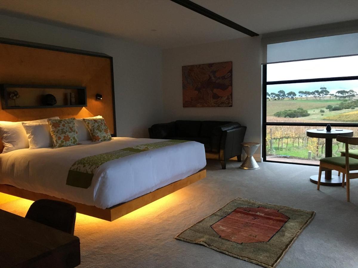 Hotel California Road At Inkwell Wines Mclaren Vale Extérieur photo